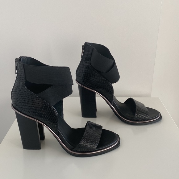 SOL SANA Fogal Heel Black Python Size 38 - Picture 6 of 12